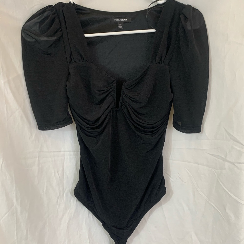 Black trendy puffy sleeves mesh top